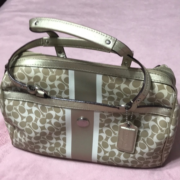 COACH BAG . - Picture 3 of 10
